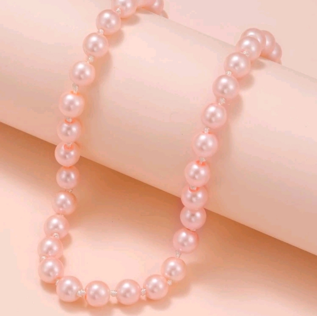 Pink Faux Pearl Beaded Necklace